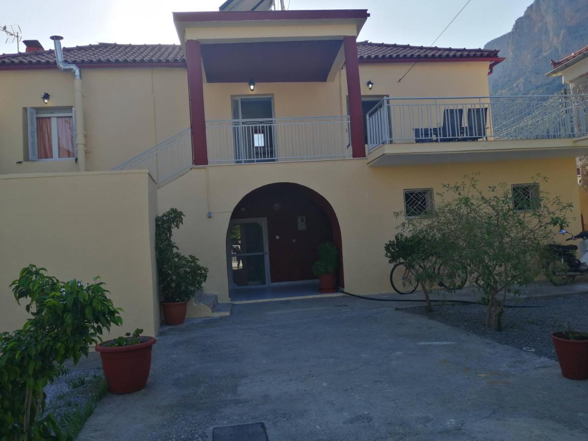 利昂尼迪翁Sunny Cozy House With Grand Courtyard公寓 外观 照片