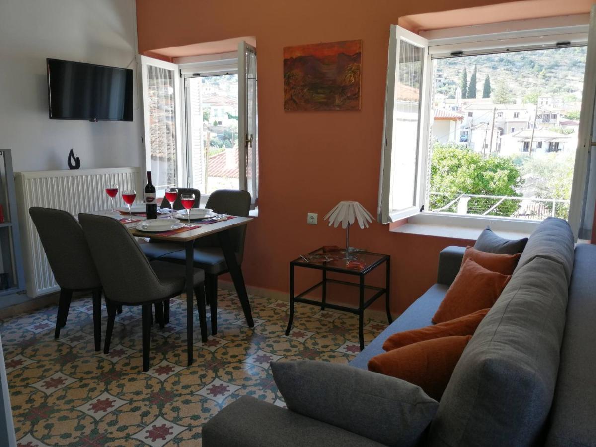 利昂尼迪翁Sunny Cozy House With Grand Courtyard公寓 外观 照片