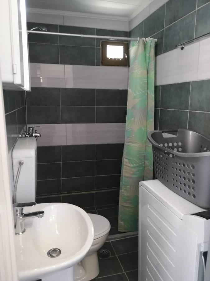 利昂尼迪翁Sunny Cozy House With Grand Courtyard公寓 外观 照片